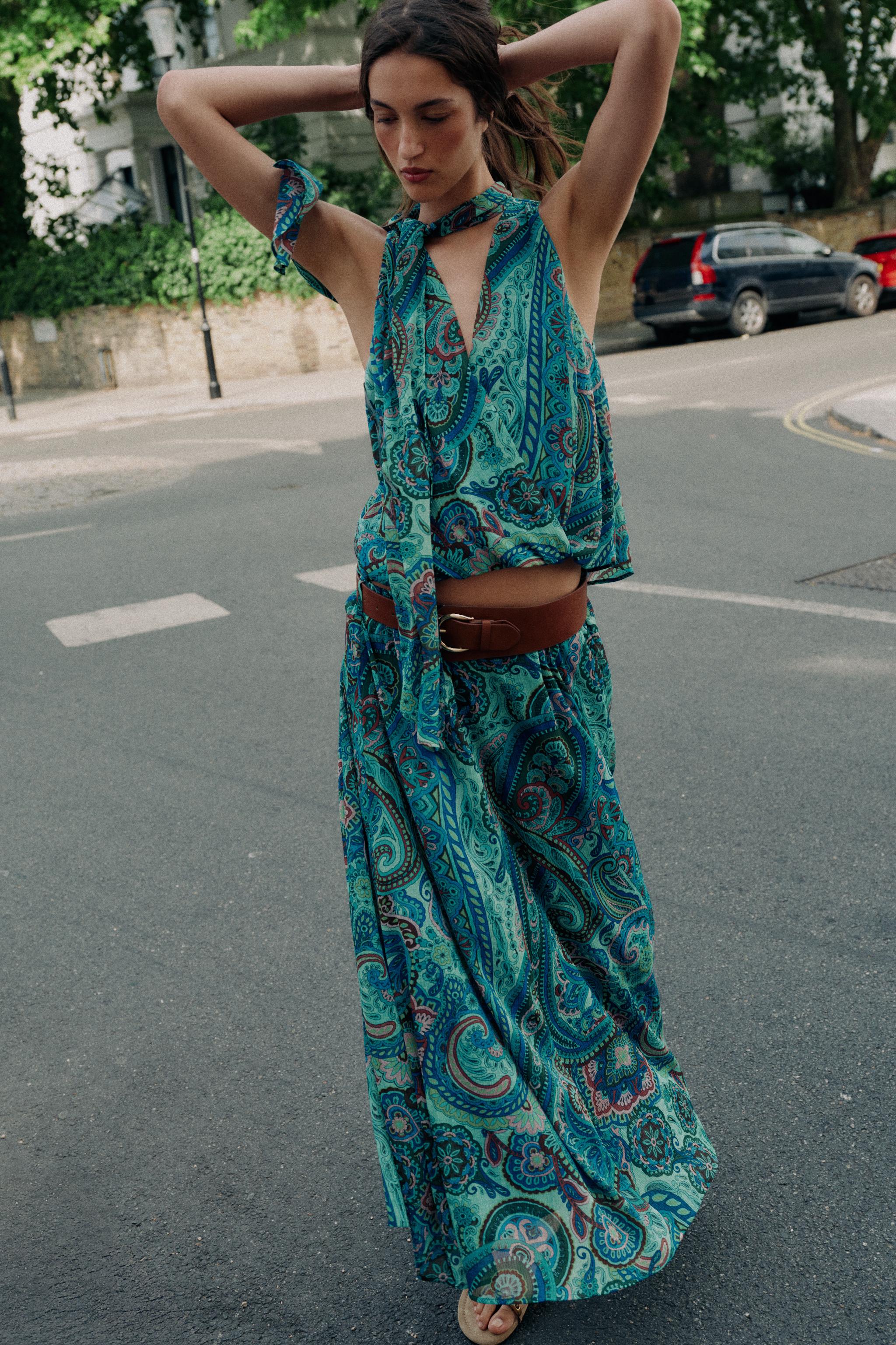 BOW PRINT TOP